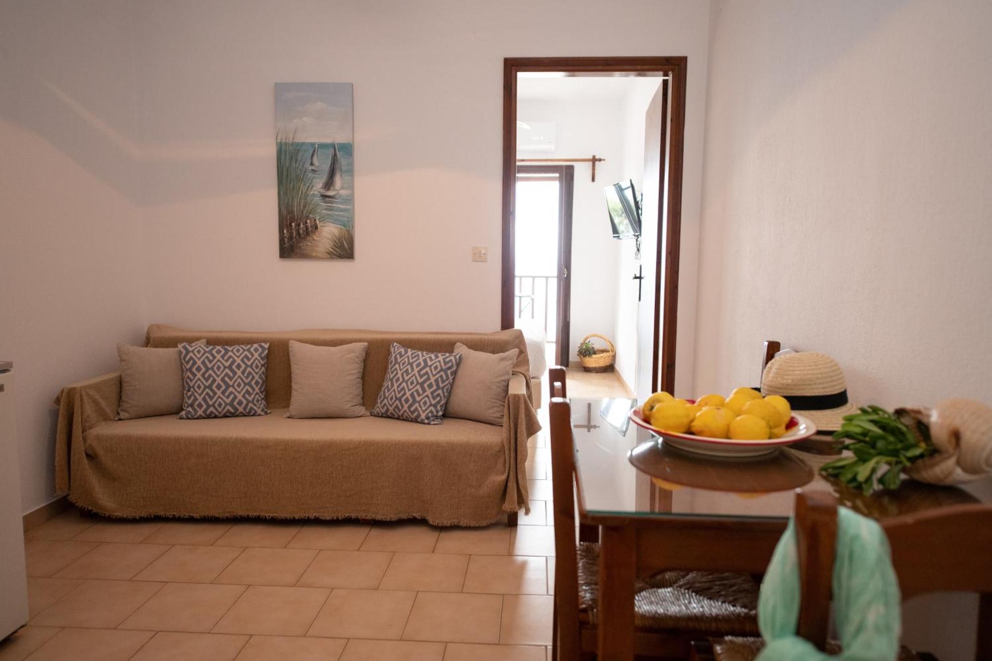 Lilian Beachfront Apartments Neo Klima Exterior photo